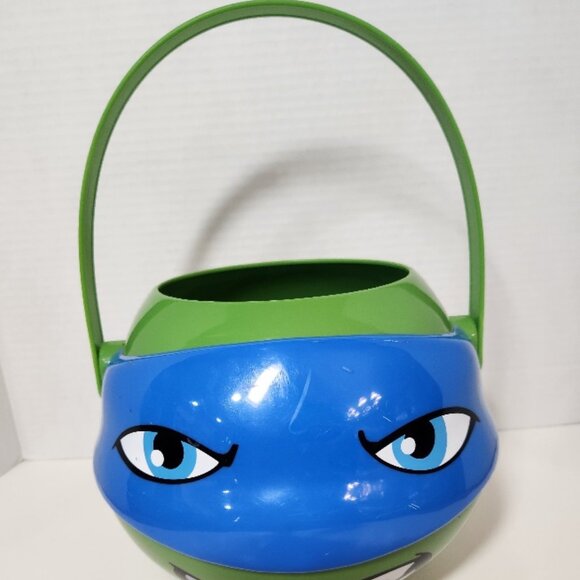 Teenage Mutant Ninja Turtles Leonardo Halloween Candy Bucket - Picture 1 of 5